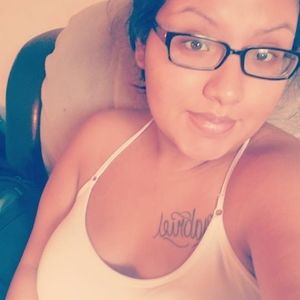 Meet your Posher, Kassandra